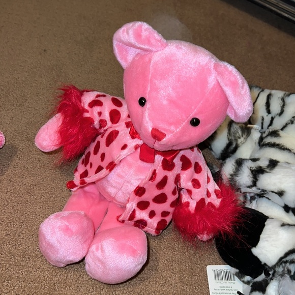 Bundle of 4 Stuffed Animals - Picture 8 of 9